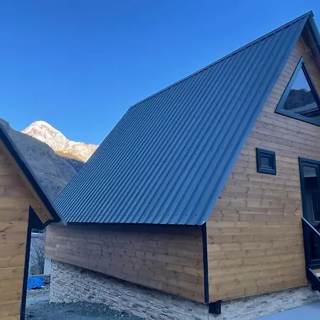 Apex Cottages Kazbegi Exterior photo
