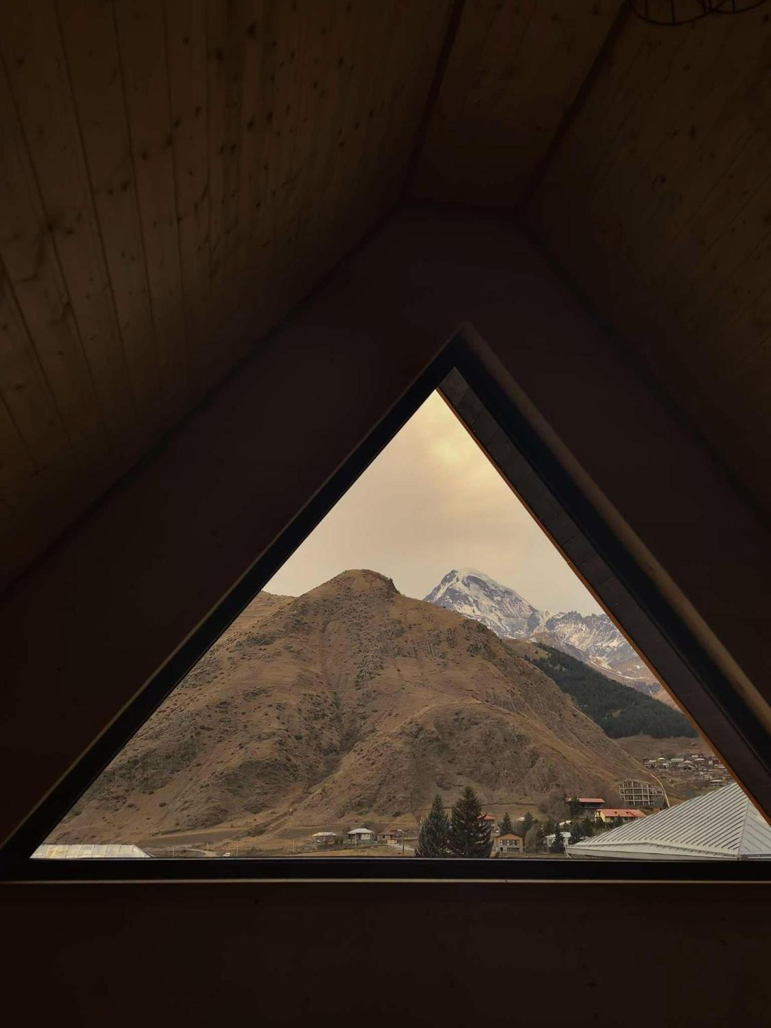 Chalet Apex